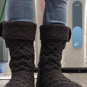 UGG Cozy Black Knit Boots Size 6